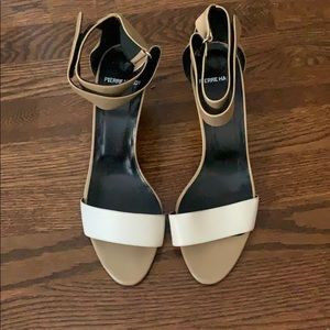 Pierre Hardy wedge shoes. Super cute!